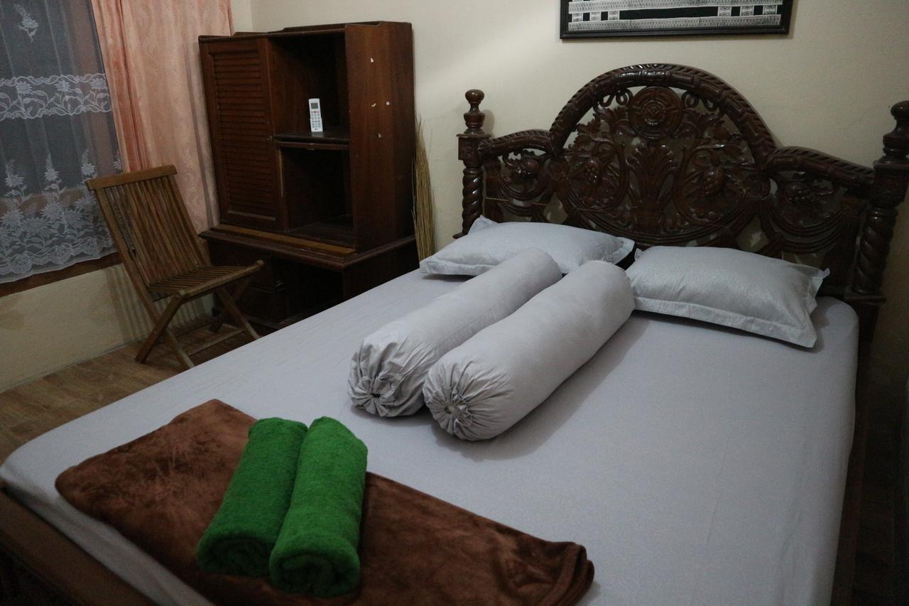 Kembar Guesthouse 요그야카르타 외부 사진